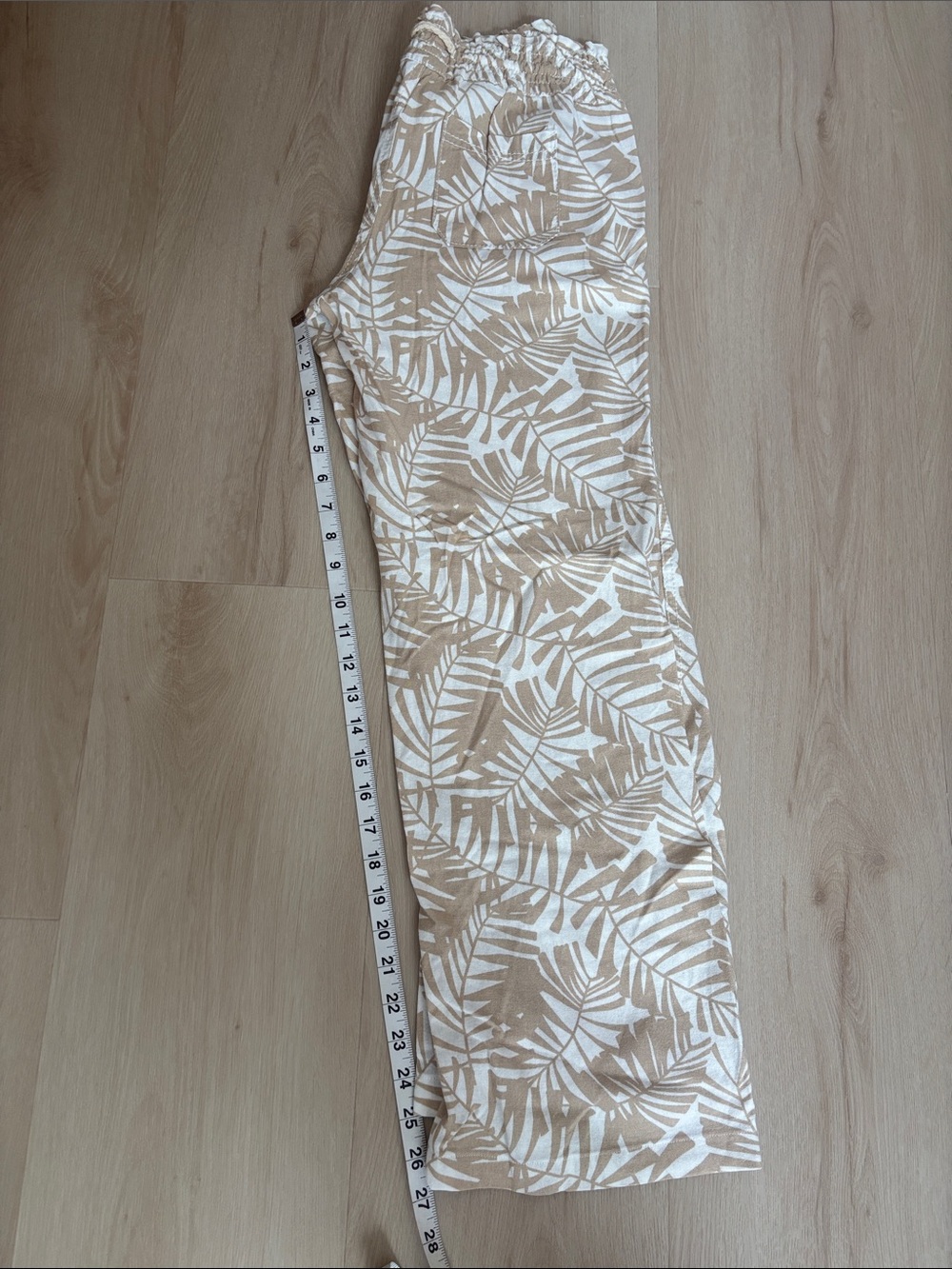 NEW Neutral Leaf Print Wide-Leg Linen Blend Pants - Picture 6 of 8